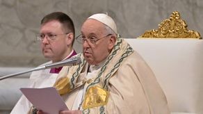 Papa Francisco pide que se prohíba la gestación subrogada