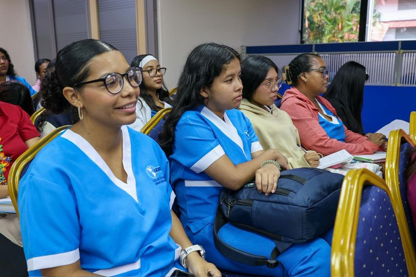 Udelas celebró el primer aniversario de su Instituto de la Mujer.