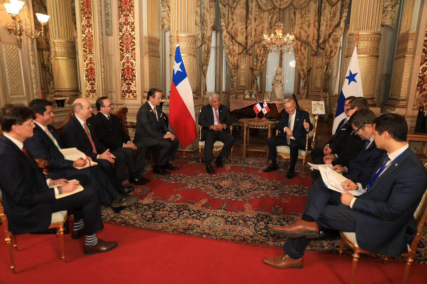 Mulino y Kast dialogan sobre integración económica y colaboración entre Panamá y Chile