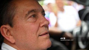 Laurentino es el presidente electo de Panamá que huye de las alfombras rojas