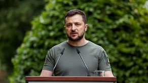 Zelenski visita Izium, ciudad ucraniana reconquistada a los rusos