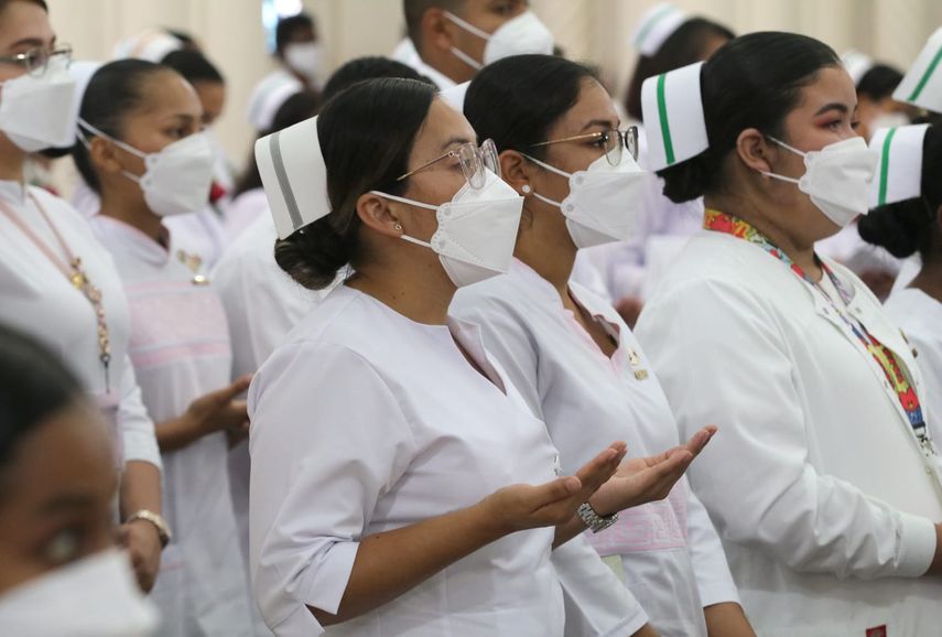 Panamá reconoce esfuerzos de las enfermeras en su día