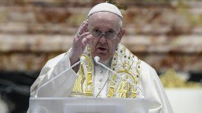 El papa Francisco expresa su preocupación por la violencia en Colombia