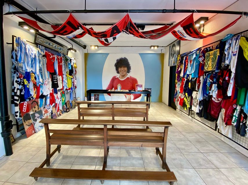 Justicia argentina aprueba traslado del cuerpo de Maradona a pedido de sus hijas