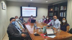 Panamá emite bonos por $2