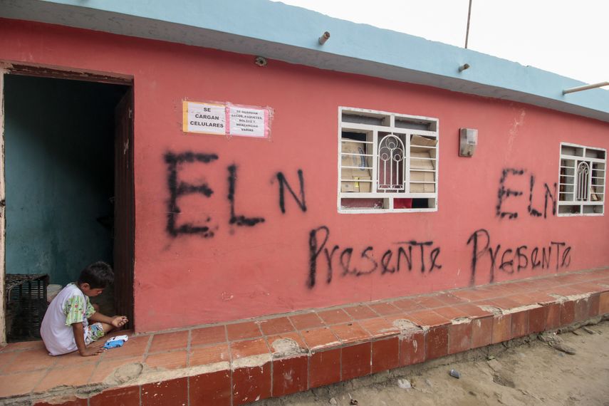 La guerrilla ELN en Colombia anunció este lunes un alto al fuego de diez días para dar "tranquilidad" durante la primera vuelta de las elecciones presidenciales que se celebran en el país el 29 de mayo.