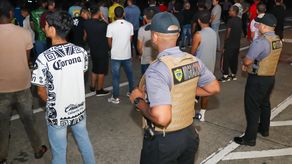 Panamá deporta a 40 migrantes colombianos con estatus irregular mediante acuerdo con EEUU