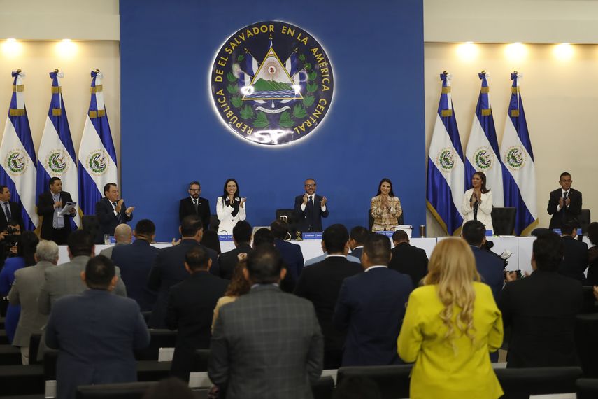Congreso salvadoreño aprueba reforma que elimina financiación a partidos