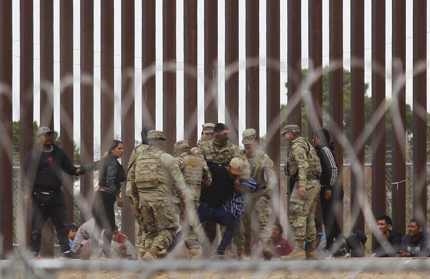 Trump ordena el despliegue de 1,500 militares a la frontera con México. Trump ordena el despliegue de 1,500 militares a la frontera con México.