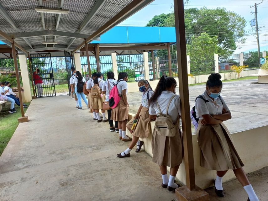 Más de 143 mil estudiantes retorna a clases este lunes