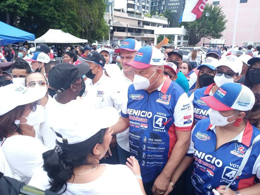 Benicio Robinson se reelige como presidente del PRD