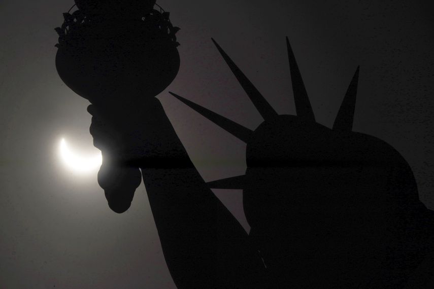 Eclipse solar total, el fenómeno deslumbró en América del Norte