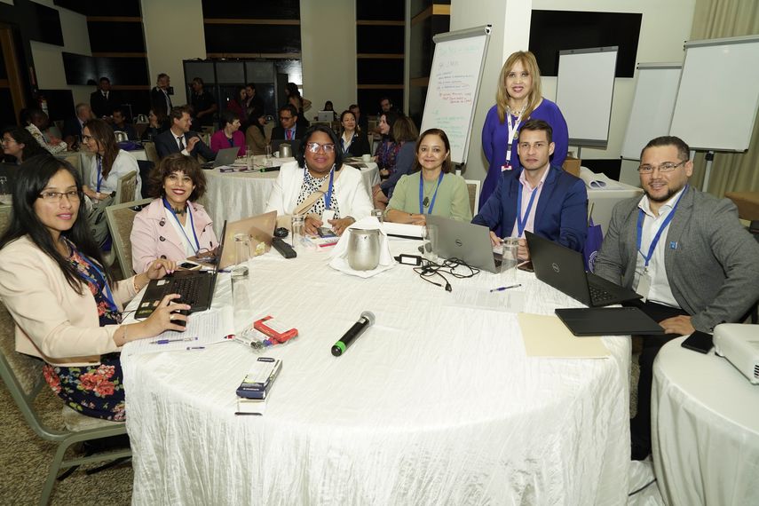 El Taller BUSS, que se realiza en Panamá, vela por el desempeño de los miembros de la Organización Latinoamericana y del Caribe de Entidades Fiscalizadoras. El Taller BUSS, que se realiza en Panamá, vela por el desempeño de los miembros de la Organización Latinoamericana y del Caribe de Entidades Fiscalizadoras.