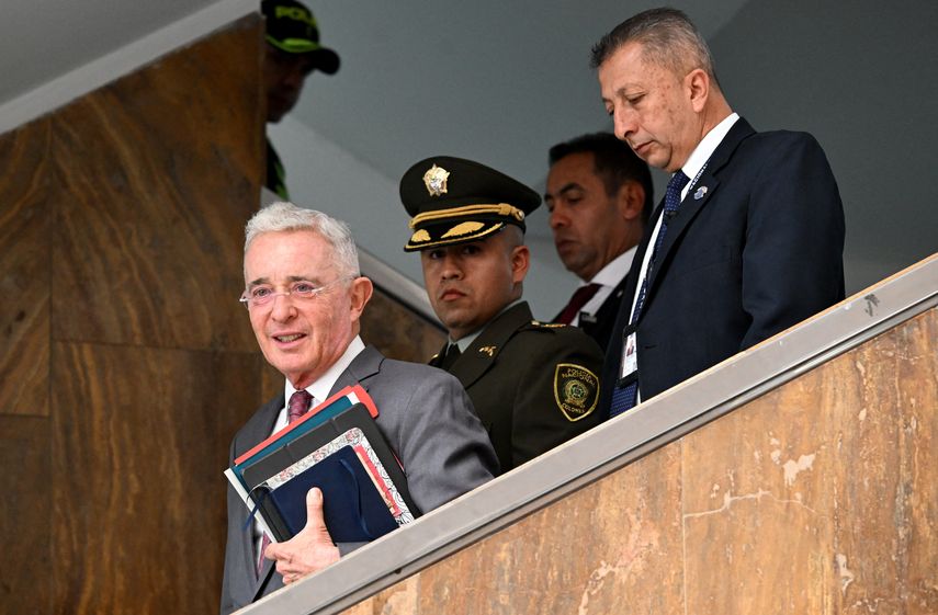 Uribe, es un político de derecha de 73 años, que gobernó Colombia entre 2002 y 2010. AFP Uribe, es un político de derecha de 73 años, que gobernó Colombia entre 2002 y 2010. AFP