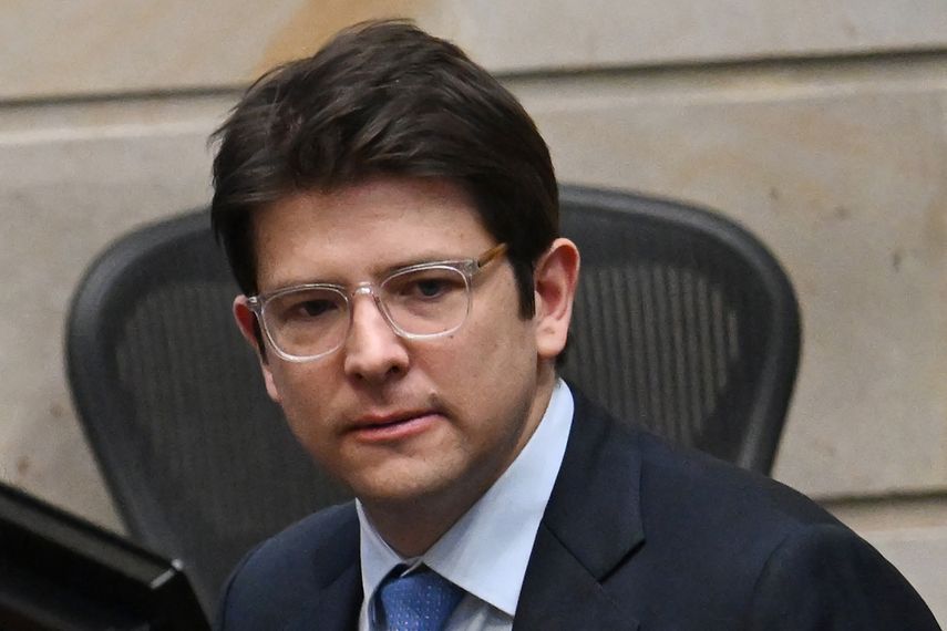 Muere el senador y precandidato presidencial colombiano Miguel Uribe Turbay