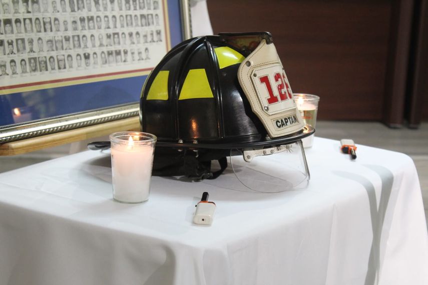 Bomberos panameños rinden honor a héroes de Nueva York