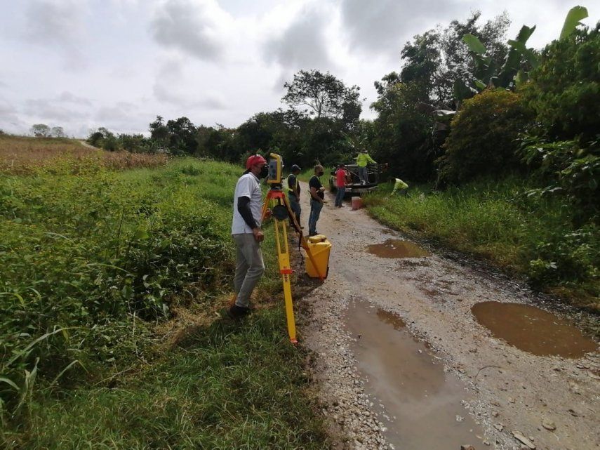 Técnicos y colaboradores Instituto Geográfico Nacional “Tommy Guardia” (IGNTG) en Renacimiento, Chiriquí colocaron los 8 hitos con la frontera de Panamá con Costa Rica.