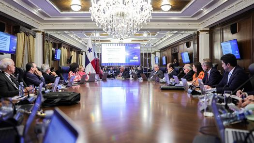 El Gobierno a través del Consejo de Gabinete aprobó la Resolución 19-26 que autoriza un aporte estatal de B/.18,842,193.43 al Fondo Tarifario de Occidente (FTO), con el objetivo de estabilizar el costo de la electricidad en la provincia de Bocas del Toro, beneficiando a unas 183 mil personas. El Gobierno a través del Consejo de Gabinete aprobó la Resolución 19-26 que autoriza un aporte estatal de B/.18,842,193.43 al Fondo Tarifario de Occidente (FTO), con el objetivo de estabilizar el costo de la electricidad en la provincia de Bocas del Toro, beneficiando a unas 183 mil personas.