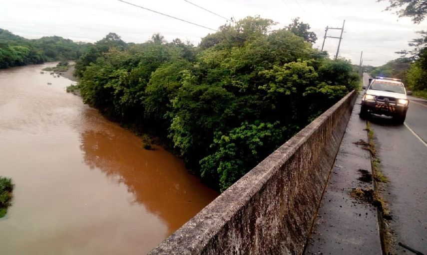 Sinaproc advierte de lluvias y tormentas hasta el 17 de mayo