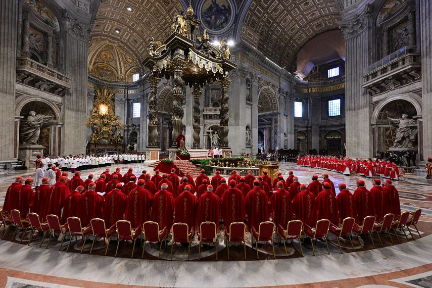 Los cardenales se instalan en el Vaticano para el cónclave Los cardenales se instalan en el Vaticano para el cónclave