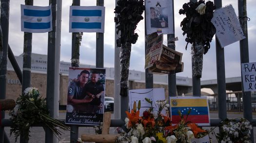 México: acusan a jefe Migración en incendio con 40 muertos