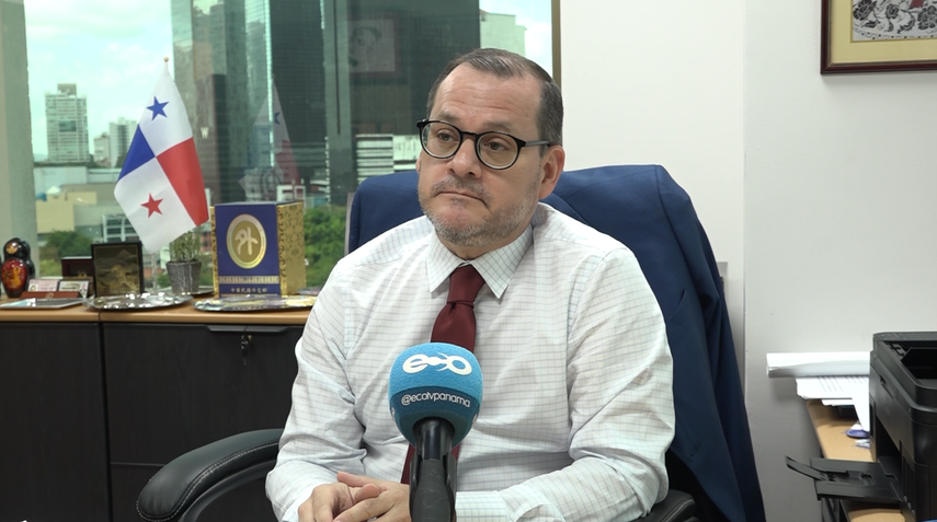 Abogados debaten retroactivos del contrato Minera Panamá