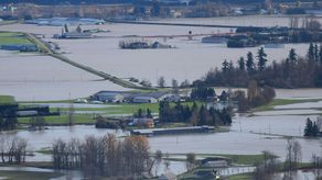 Canadá despliega ejército y decreta emergencia ante inundaciones en costa del Pacífico