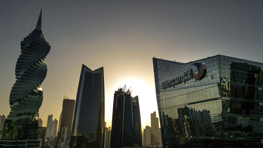 Créditos bancarios en Panamá aumentan $2,793 millones en primeros cinco meses del año