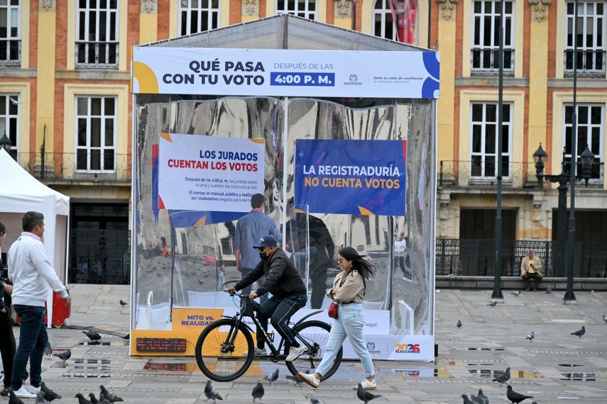 Colombia acude a las urnas para elegir al sucesor de Gustavo Petro