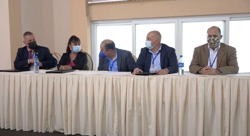 En el marco del Simposio de Turismo, Salud Wellness Chiriquí-Panamá 2021 se realizó una mesa redonda enfocado a salud y bienestar.