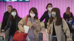 Suben a casi 6.000 personas infectadas por coronavirus en China