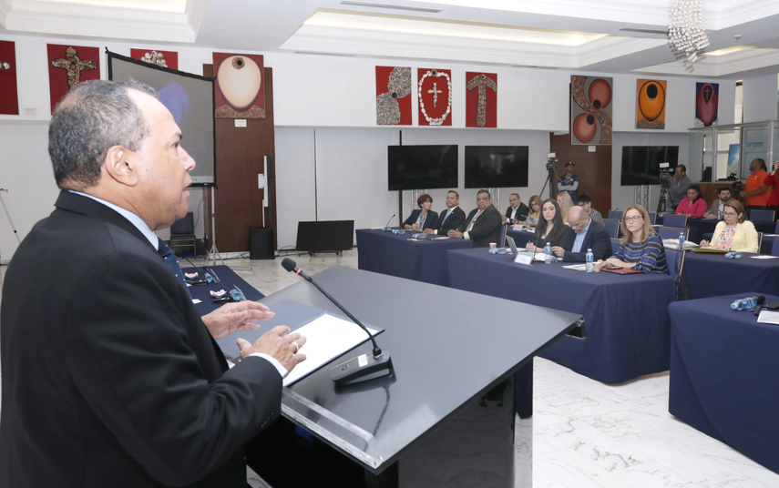 Tribunal Electoral: Presentan metodología del primer debate presidencial