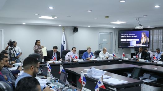 Comisión de Presupuesto aprueba traslado de partida por más de $21 millones al Minsa
