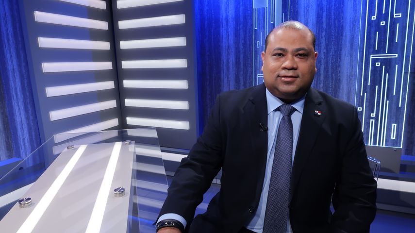 El Gobierno Nacional se encuentra analizando varias alternativas para decidir si extiende o no el vale digital, señaló el vocero presidencial, Omar Ahumada.