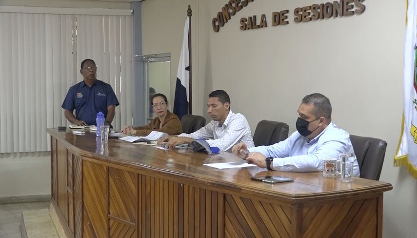 La zona que el alcalde señaló para la construcción de calles por parte del MOP en Bugaba beneficiaría a los productores.