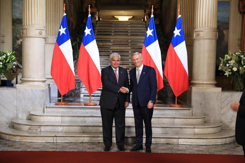Mulino y Kast dialogan sobre integración económica y colaboración entre Panamá y Chile