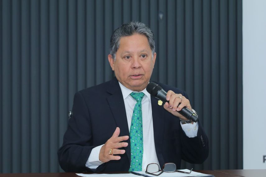 El Minsa mantiene la vigilancia epidemiológica, aseguró el viceministro de Salud, Manuel Zambrano. El Minsa mantiene la vigilancia epidemiológica, aseguró el viceministro de Salud, Manuel Zambrano.