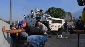 Presidente de Colombia llama a militares venezolanos a unirse a Guaidó