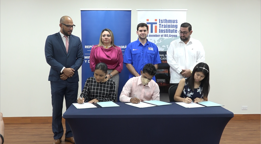 Mitradel capacitará a jóvenes para trabajar en cruceros