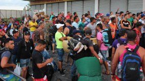 Cubanos varados en Panamá piden a A. Central que les deje seguir viaje a EEUU