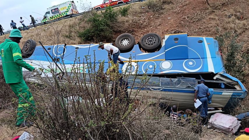 Panamá envía condolencias por accidente de autobús en Sudáfrica que dejó 42 muertos