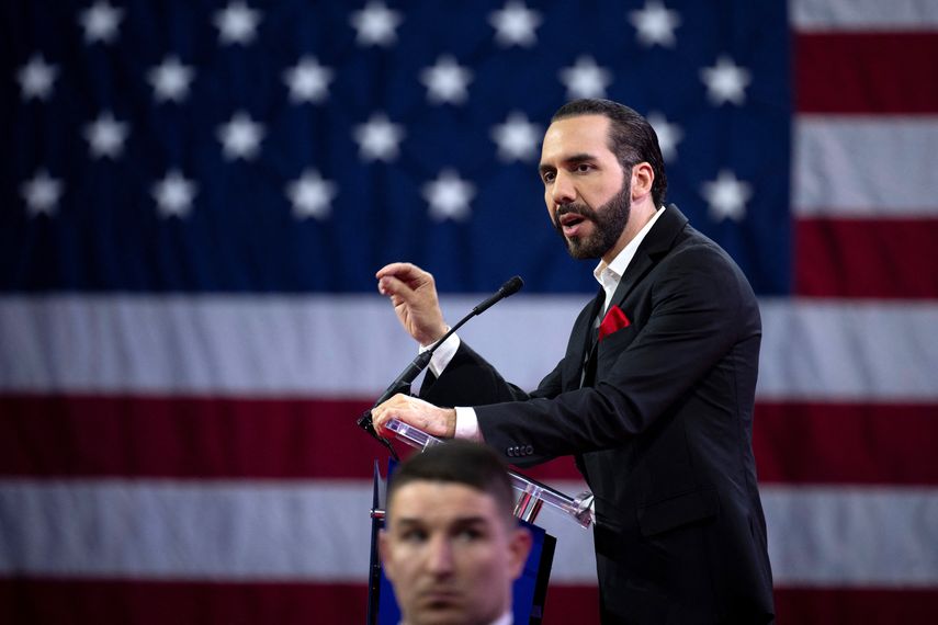 Críticos de Nayib Bukele alertan sobre reforma a la Constitución en El Salvador