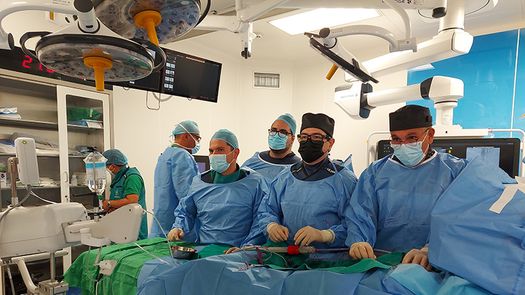 Pacientes con enfermedad renal crónica son atendidos