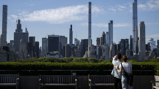 FMI sube su pronóstico de crecimiento mundial a 3% pese a embestida arancelaria