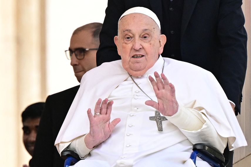 El papa pide a sacerdotes que tomen posición ante las heridas del mundo en la misa Crismal El papa pide a sacerdotes que tomen posición ante las heridas del mundo en la misa Crismal