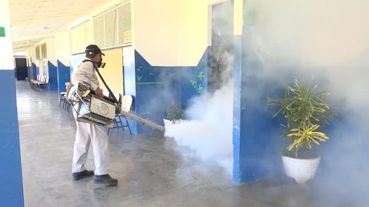 Antes del inicio del año escolar, el MINSA realiza jornadas de nebulización por parte del departamento de control de vectores.