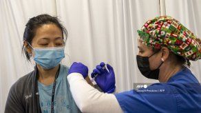 Un millón de estadounidenses se vacunaron contra el covid-19