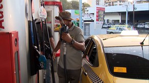 Subsidio del combustible busca evitar un aumento en el pasaje.