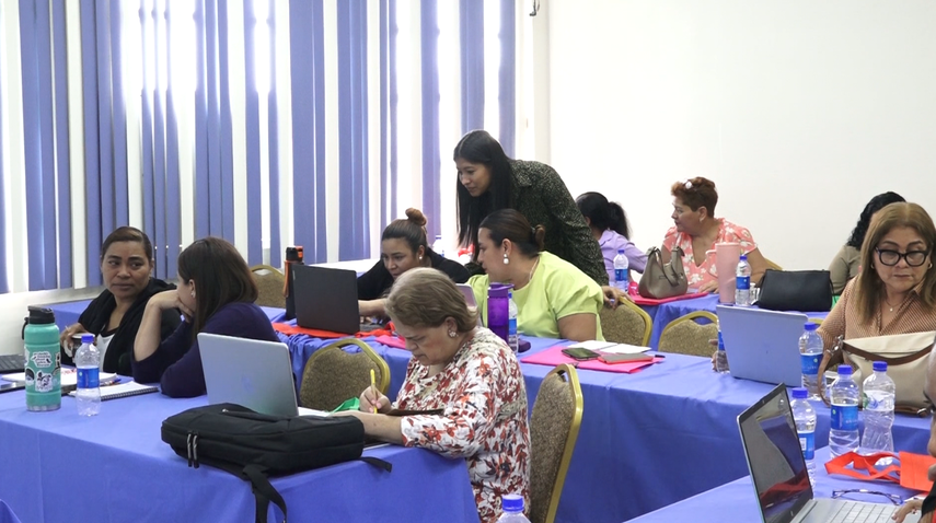 Más de 700 docentes del IPHE se capacitan en uso de Inteligencia Artificial