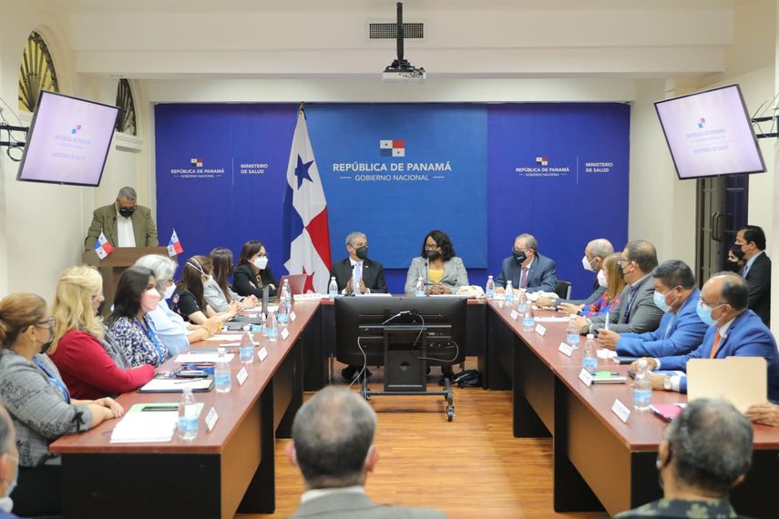 Le correspondió a cada director del Minsa exponer los avances en algunos temas prioritarios que se han venido desarrollando de la mano de la OPS